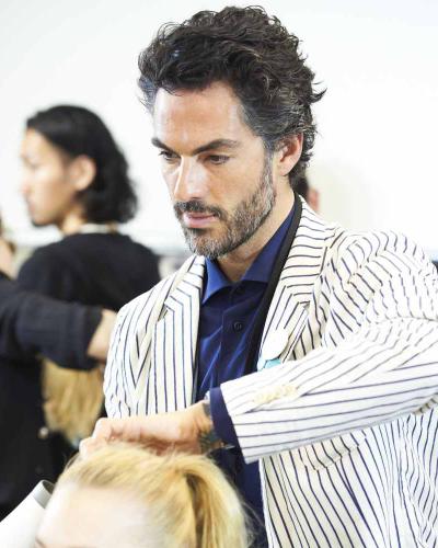 Moroccanoil®クリエイティブチームのリードアーティスト、グローバル クリエイティブ ディレクターのアントニオ・コラル・キャレーロ氏(Photos by Takashi Murata for Moroccanoil DIANE VON FURSTENBERG Fall/Winter 2014 Collection in Japan) Moroccanoil®クリエイティブチームのリードアーティスト、グローバル クリエイティブ ディレクターのアントニオ・コラル・キャレーロ氏(Photos by Takashi Murata for Moroccanoil DIANE VON FURSTENBERG Fall/Winter 2014 Collection in Japan)