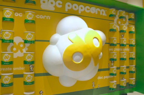 「Doc Popcorn」世界中のショップで原宿店のみ唯一設置されているというこちらのオブジェ。感触がおもしろいので、ショップに行ったらぜひ触れてみて♪