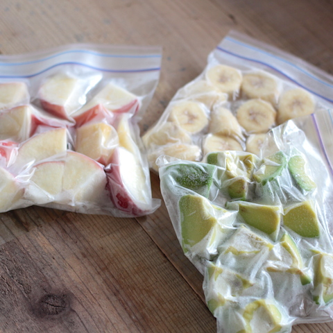 Mai Smoothie スムージーを作る時に果物を冷凍する ３つの良い所 と 冷凍方法