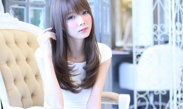 重いのも軽いのもng ちょうど良いバランスを叶える 16春の おもかるヘア ３選 きれいのニュース Beauty News Tokyo