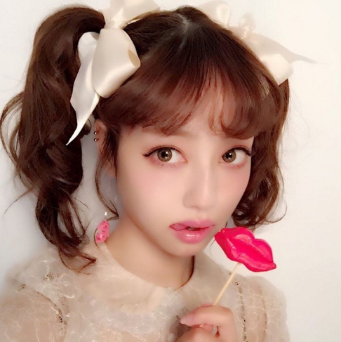 お人形フェイスの代表 Larmeモデルで人気の中村里砂ちゃんに注目 きれいのニュース Beauty News Tokyo