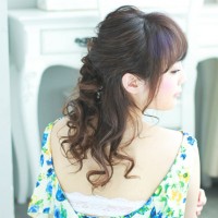 ヘアピン１本使うだけの簡単ヘアアレンジテク