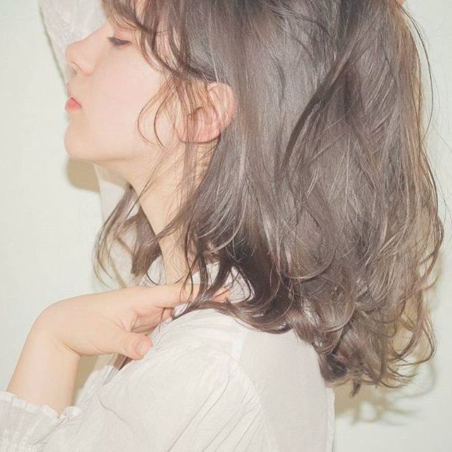 注目ワードは 寒色系 とろみ感 17年大きな進化を遂げたヘアカラーの春トレンドは きれいのニュース Beauty News Tokyo