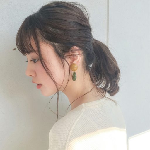 オシャレで楽チン ヘアアレンジの定番ローポニーは 一手間プラス で旬を演出して きれいのニュース Beauty News Tokyo オシャレで楽チン ヘアアレンジの定番ローポニーは 一手間プラス で旬を演出して きれいのニュース Beauty News Tokyo