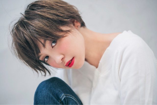 100 ショート 前髪 アシメ ベストヘアスタイル