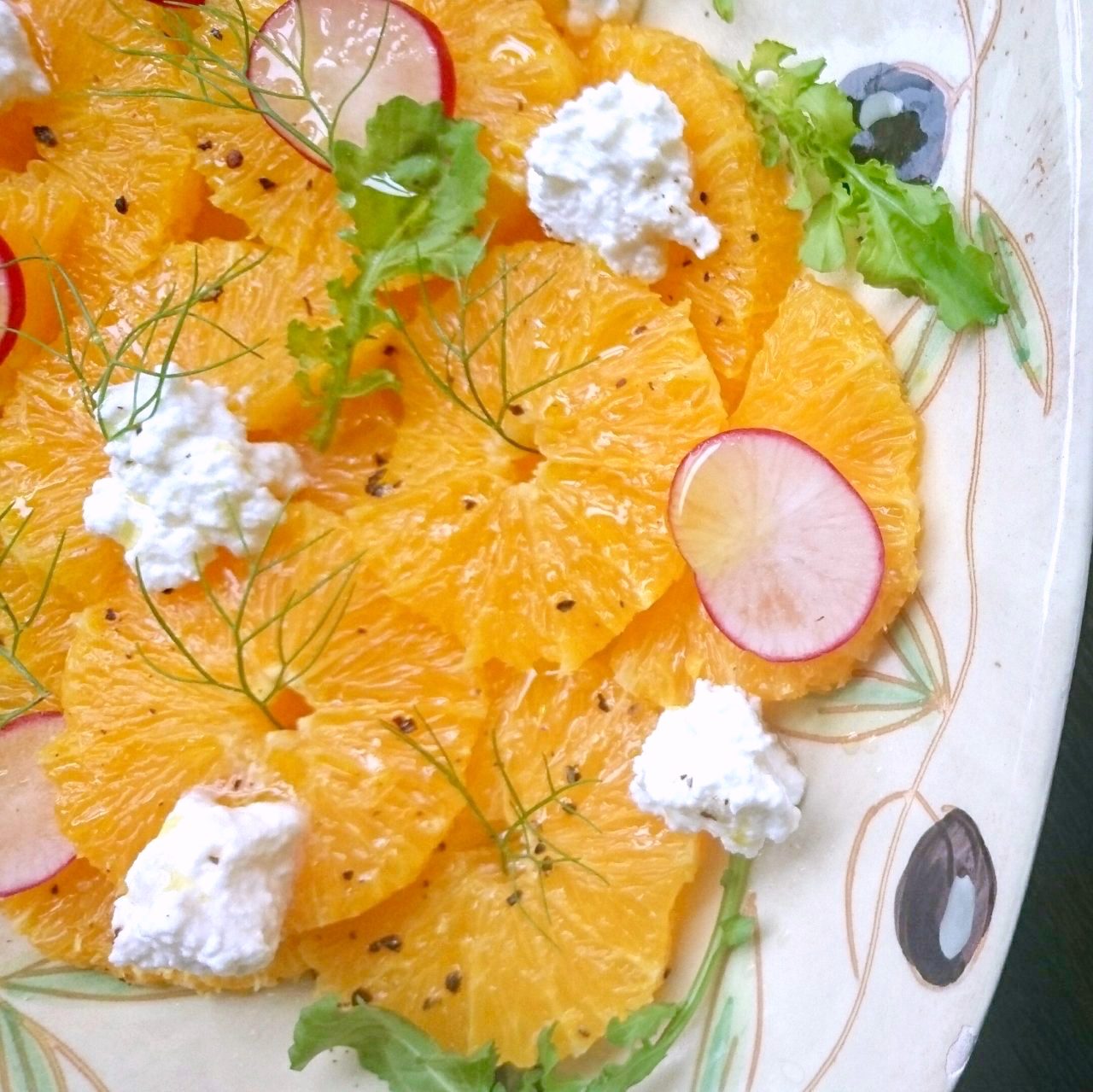 手づくりチーズとオレンジのサラダのレシピ