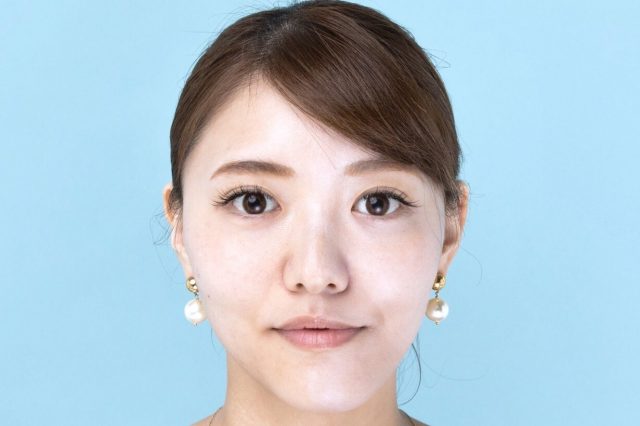 肌色に合うカラーで透明感を底上げ ブルべ肌 さんのためのベースメイクテク きれいのニュース Beauty News Tokyo