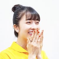 女優・小島梨里杏さんがリピ買いする溺愛コスメ