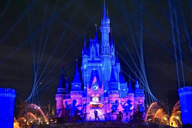 Tdr 壮大な夜の新プログラム シンデレラ城が舞台の Celebration Tokyo Disneyland の見どころ きれいのニュース Beauty News Tokyo