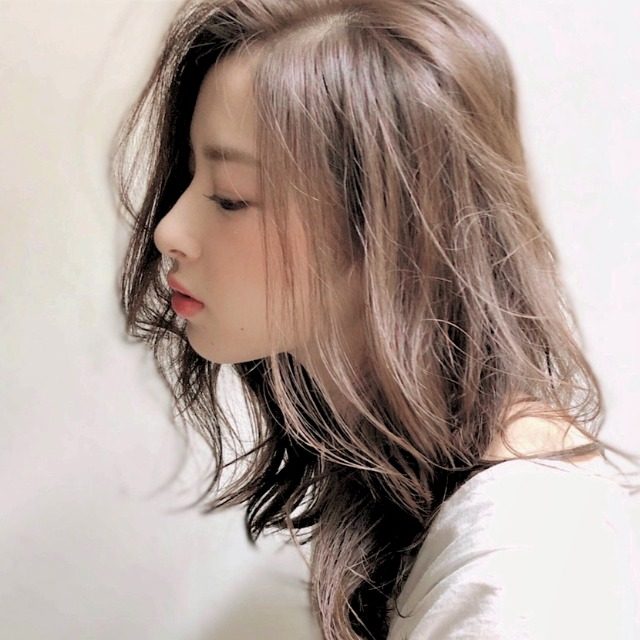 長さを変えずに旬な表情に 輪郭別 セミロング ロングヘア アップデートのコツ きれいのニュース Beauty News Tokyo