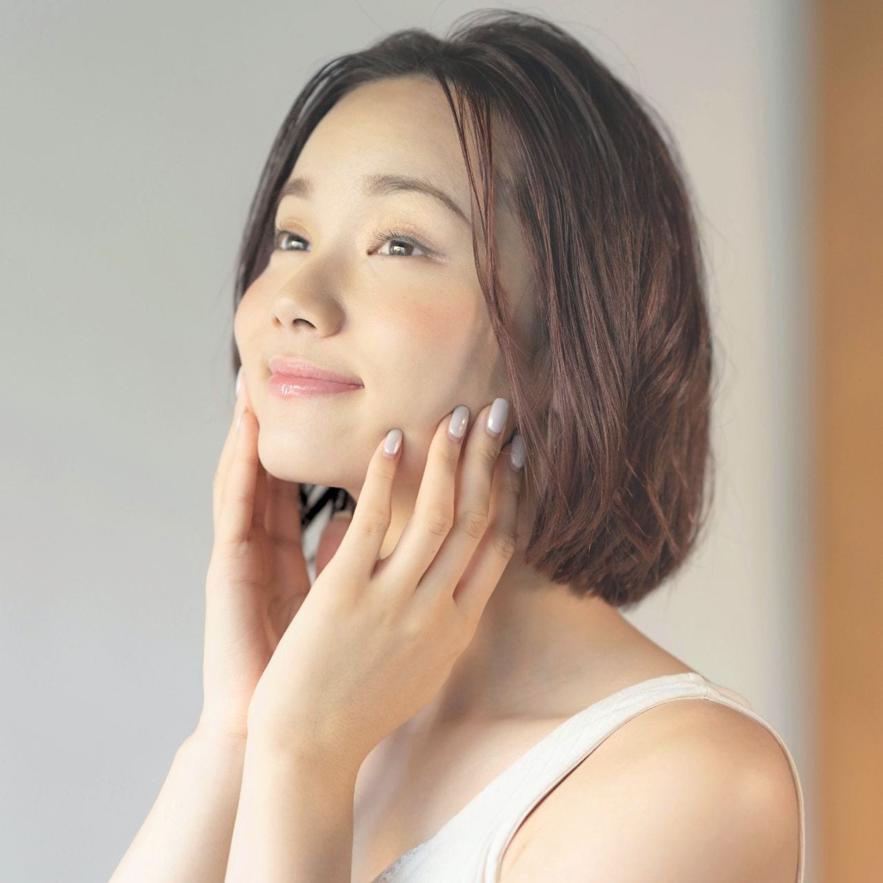 簡単 胸鎖乳突筋 ストレッチ 老け見えの原因 首周りのむくみ シワ を予防 きれいのニュース Beauty News Tokyo