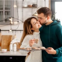 男性が本気で好きな女性だけに見せる行動